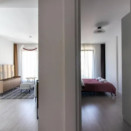 Tranquil Cozy 1br Corner Flat W/ Free Shuttle+gym #83 Apartman