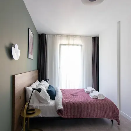 Tranquil Cozy 1br Corner Flat W/ Free Shuttle+gym #83 *